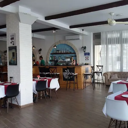Appartement Studio For Holiday Trikomo